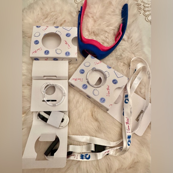 Set of Two Princess Cruises Medallion Accessory Bands and Lanyards - Picture 1 of 5